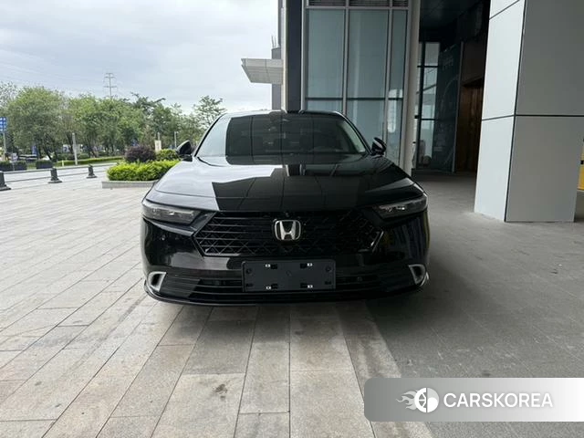 Honda Accord id 4336384 из Китая 32