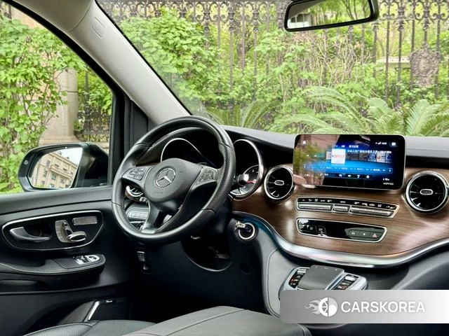 Mercedes-Benz V-class id 4387339 из Китая 32
