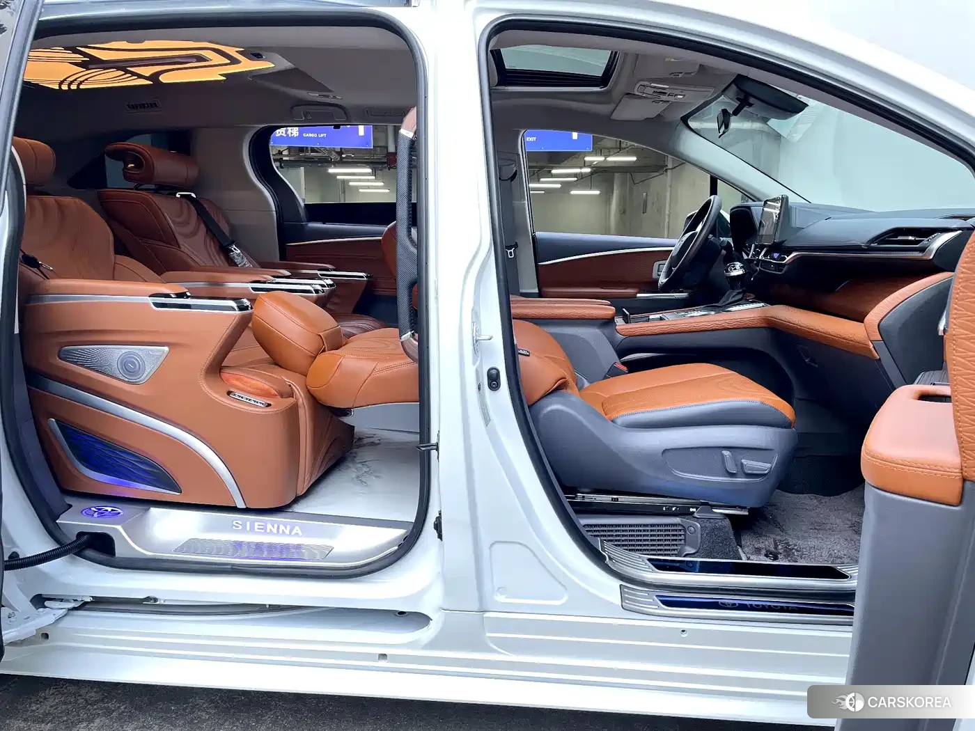 Toyota Sienna id 4679626 из Китая 32