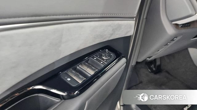 Lexus LM Second Generation id 4456319 из Кореи 32