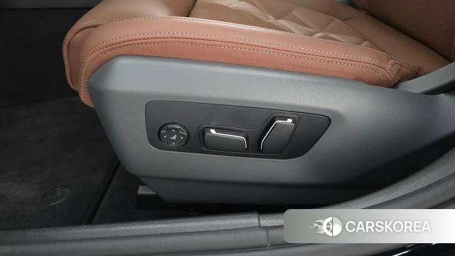 BMW 5 Series (G60) id 4359718 из Кореи 32