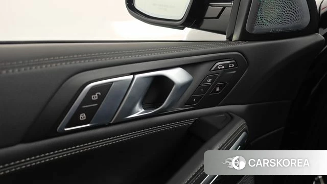 BMW X6 (G06) id 4280228 из Кореи 32