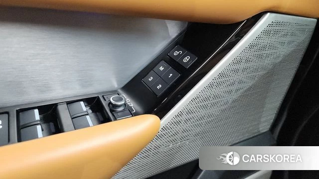 Land Rover Range Rover Velar id 4430160 из Кореи 32