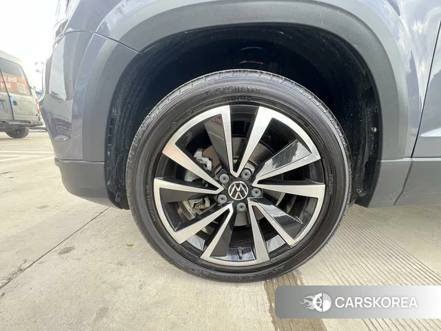 Volkswagen Tuyue id 4321365 из Китая 32