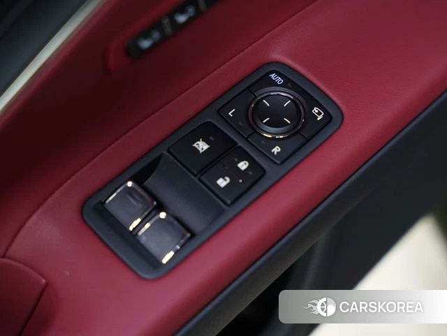 Lexus LC id 4359608 из Китая 32