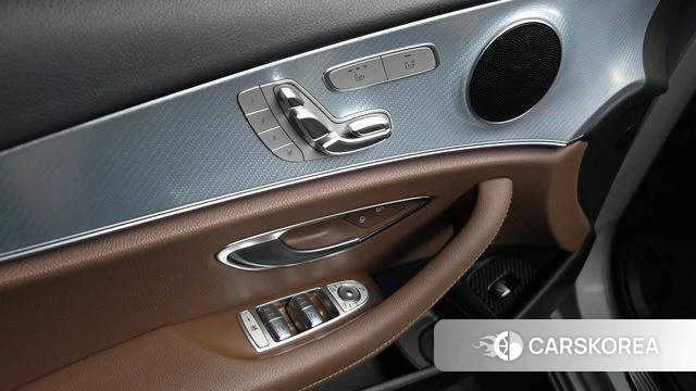 Mercedes-Benz E-Class W213 id 4727565 из Кореи 32