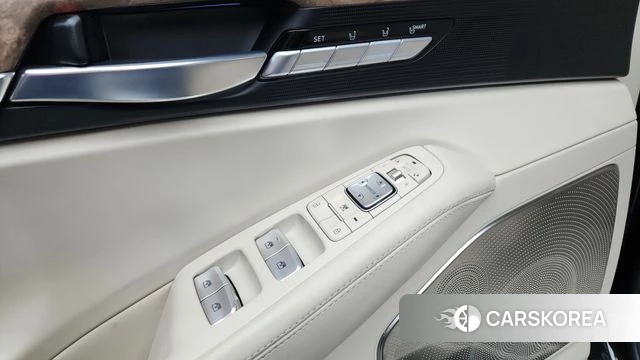 Genesis G90 id 4625820 из Кореи 32