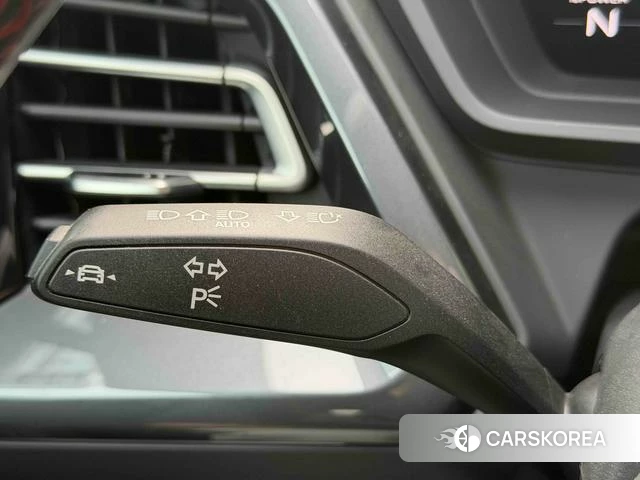 Audi Q5 e-tron id 4263930 из Китая 32