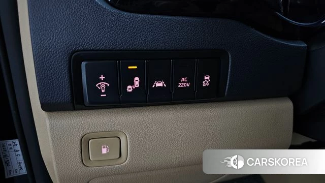 Kia The New Carnival id 4285819 из Кореи 32