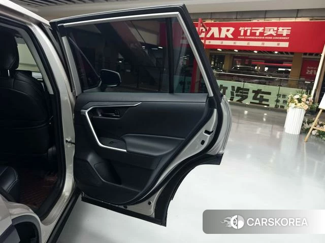 Toyota Wilanda id 4321304 из Китая 32