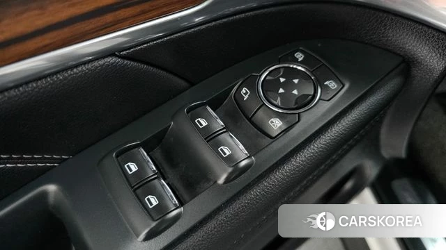Ford Explorer id 4551642 из Кореи 32