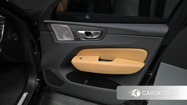 Volvo XC60 second Generation id 4854115 из Кореи 32