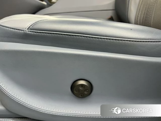 Mercedes-Benz V-class id 4275268 из Китая 32