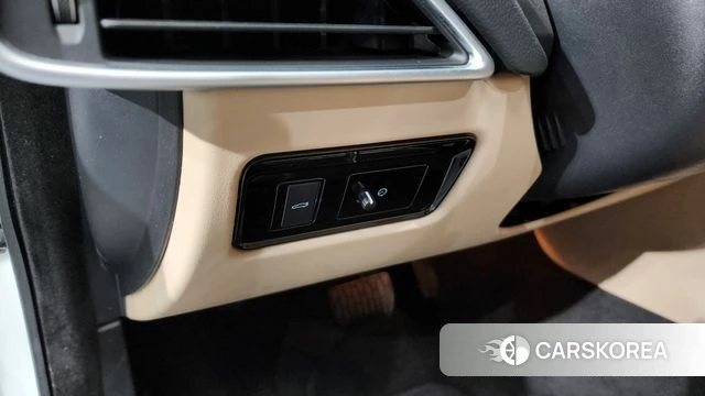 Jaguar XE id 4197107 из Кореи 32