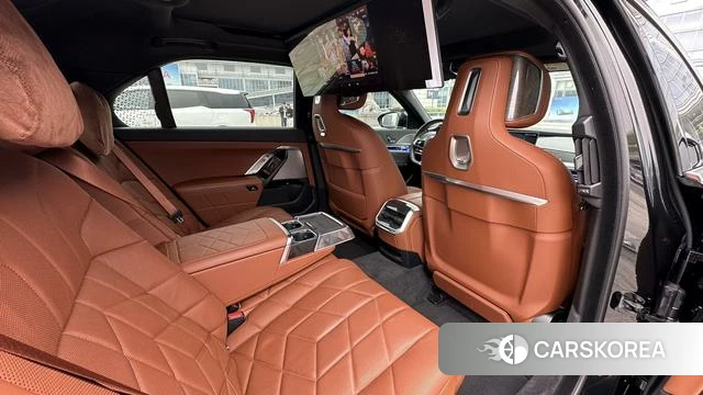BMW 7 series id 4260552 из Китая 32