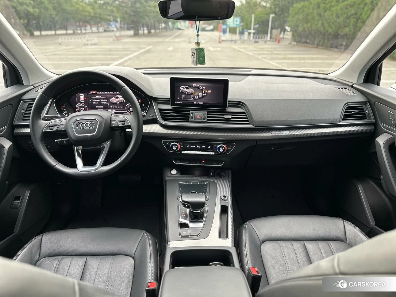 Audi Q5L id 4441311 из Китая 32