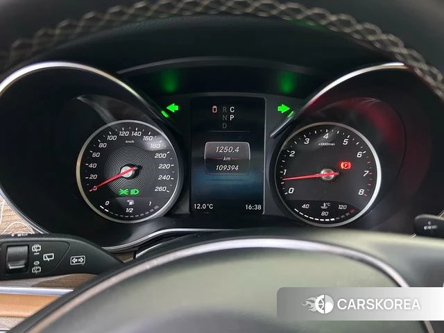 Mercedes-Benz V-class id 4291434 из Китая 32