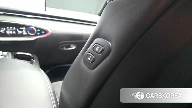 Genesis GV70 id 4753900 из Кореи 32