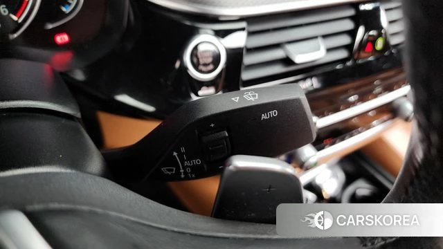 BMW 5 Series (G30) id 4746926 из Кореи 32