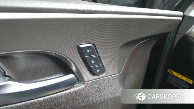 Hyundai Santa Fe TM id 4918637 из Кореи 32