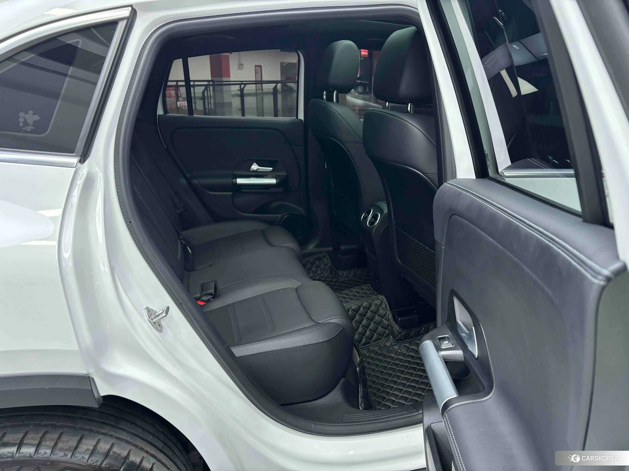 Mercedes-Benz GLA id 4420283 из Китая 32