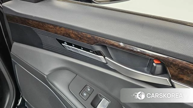 Genesis G90 id 4416901 из Кореи 32