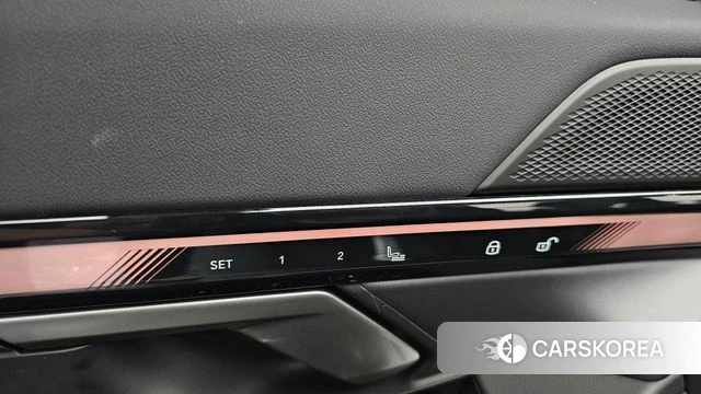 BMW 5 Series (G60) id 4329347 из Кореи 32
