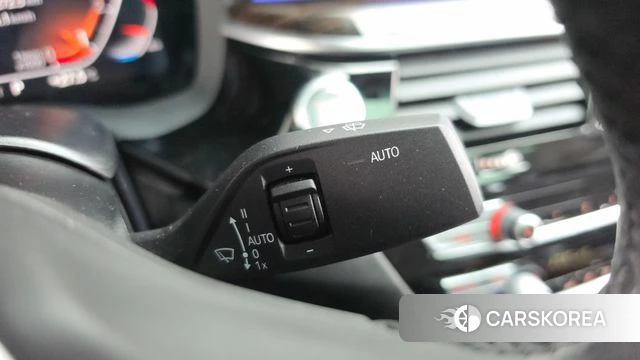 BMW 5 Series (G30) id 4930058 из Кореи 32