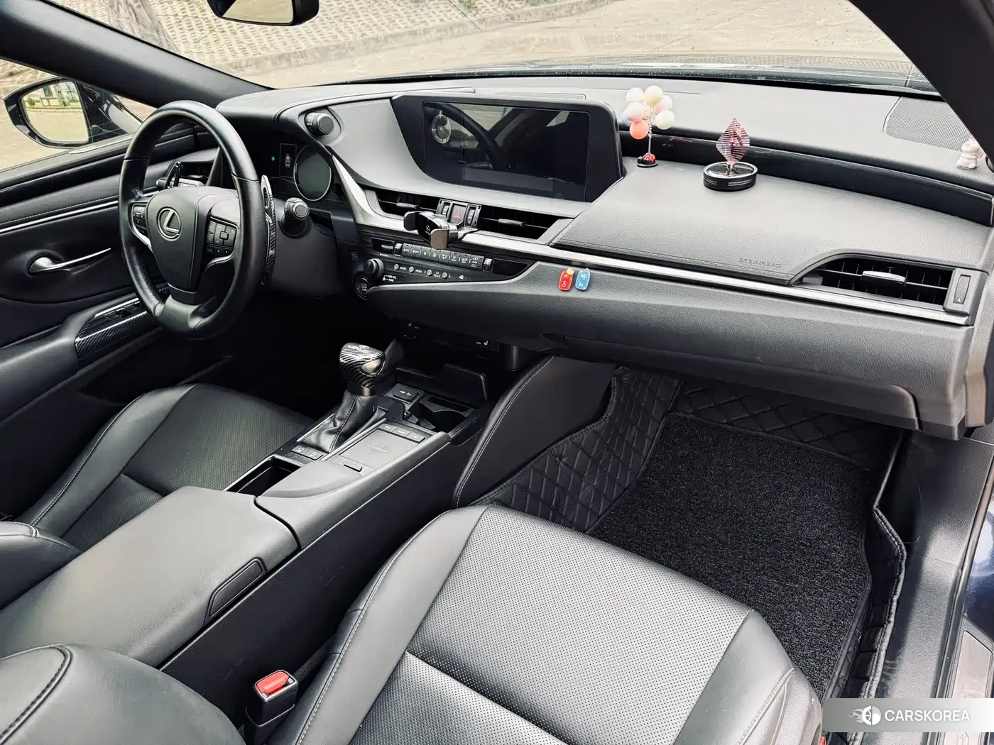 Lexus ES id 4576509 из Китая 32
