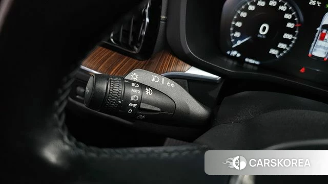 Volvo XC60 second Generation id 4872573 из Кореи 32