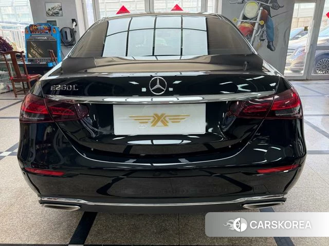 Mercedes-Benz E-class id 4258359 из Китая 32