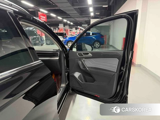 Volkswagen Tiguan L id 4274295 из Китая 32