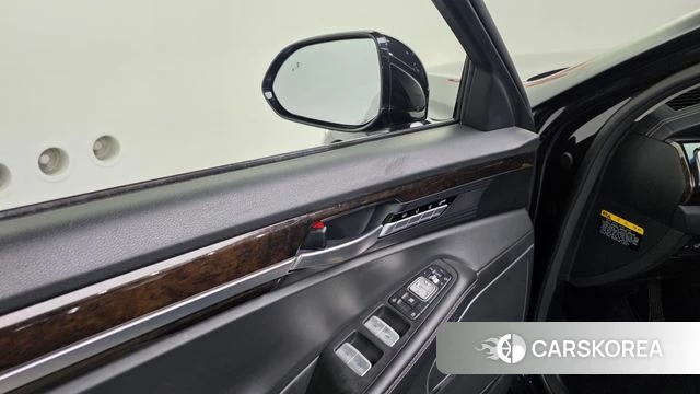 Genesis G90 id 4615106 из Кореи 32