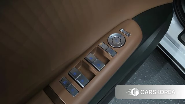 Hyundai Grandeur Hybrid (GN7) id 4757390 из Кореи 32