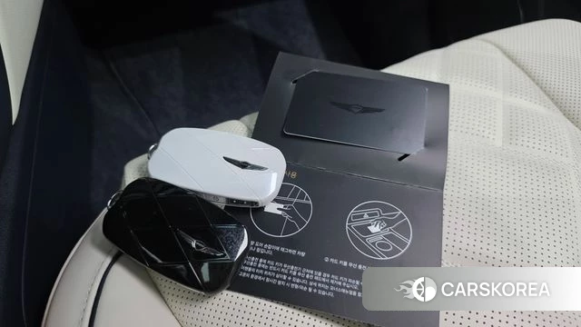 Genesis GV80 id 4630010 из Кореи 32