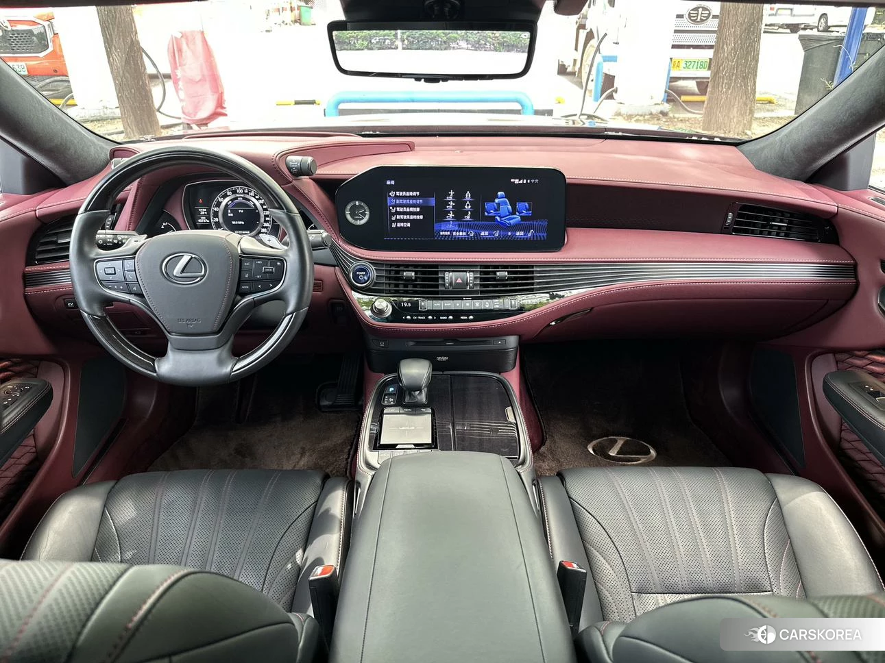 Lexus LS id 4420304 из Китая 32
