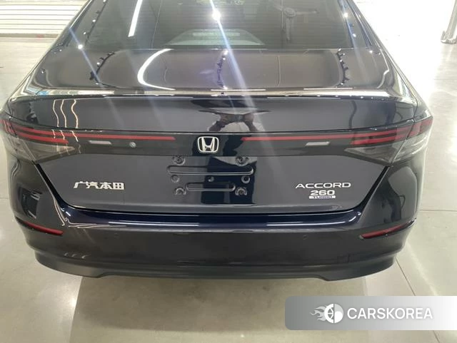 Honda Accord id 4335214 из Китая 32