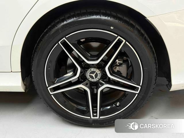 Mercedes-Benz Class C id 4264674 из Китая 32