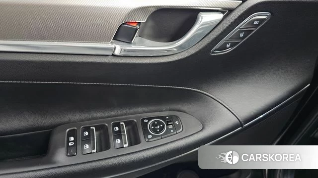 Hyundai The New Grandeur IG id 4397112 из Кореи 32