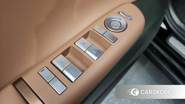 Hyundai Grandeur Hybrid (GN7) id 4892831 из Кореи 32