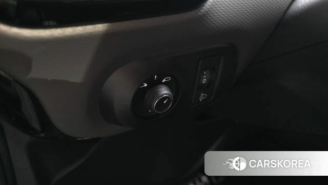 Citroen / DS C4 Cactus id 4285944 из Кореи 32