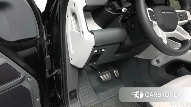 Land Rover Defender (L663) id 4321747 из Кореи 32