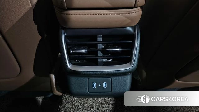 Hyundai Grandeur Hybrid (GN7) id 4591945 из Кореи 32