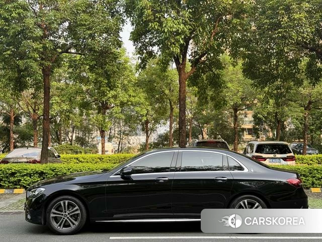 Mercedes-Benz E-class id 4301076 из Китая 32