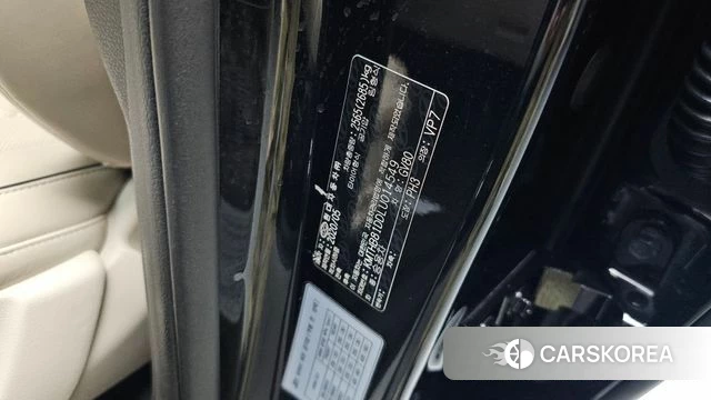Genesis GV80 id 4907002 из Кореи 32