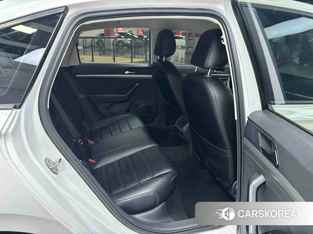 Volkswagen Lavida id 4278313 из Китая 32