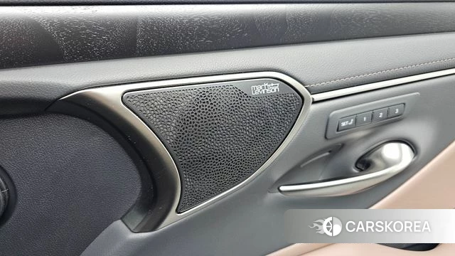 Lexus ES300h 7th generation id 4527745 из Кореи 32