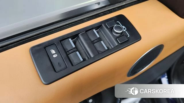 Land Rover Discovery 5 id 4785469 из Кореи 32