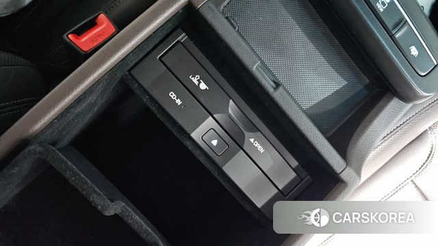 Hyundai Grandeur IG Hybrid id 4351102 из Кореи 32