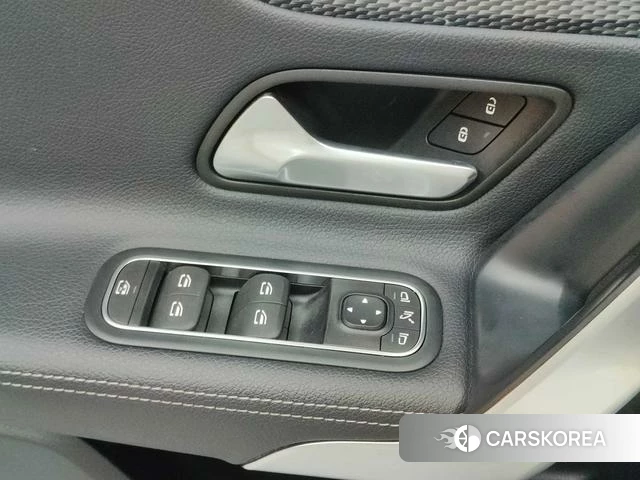 Mercedes-Benz Class A id 4365845 из Китая 32